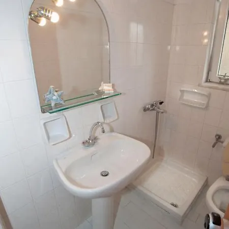 Marathakis Apartment