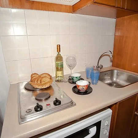 Marathakis Apartment